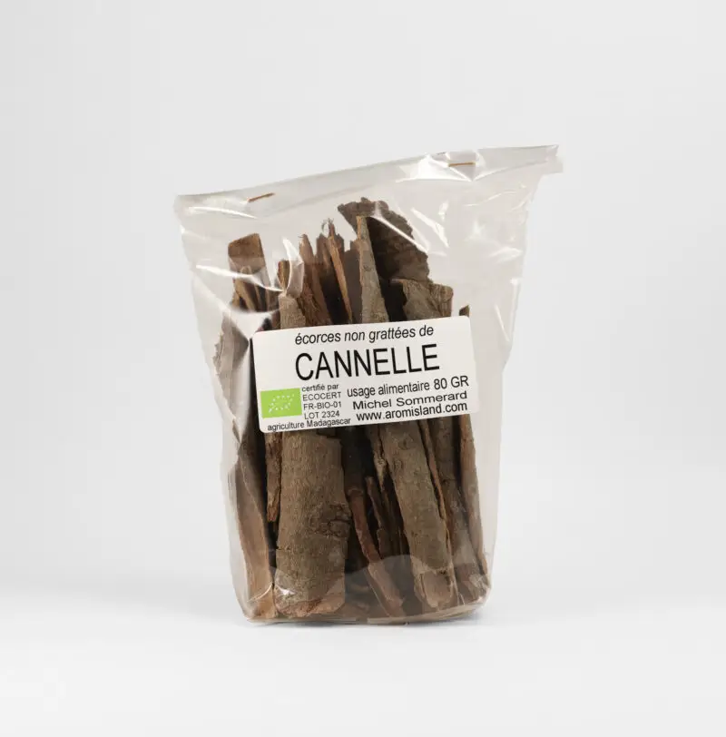 Écorce brute de cannelle bio séchée en morceaux épais